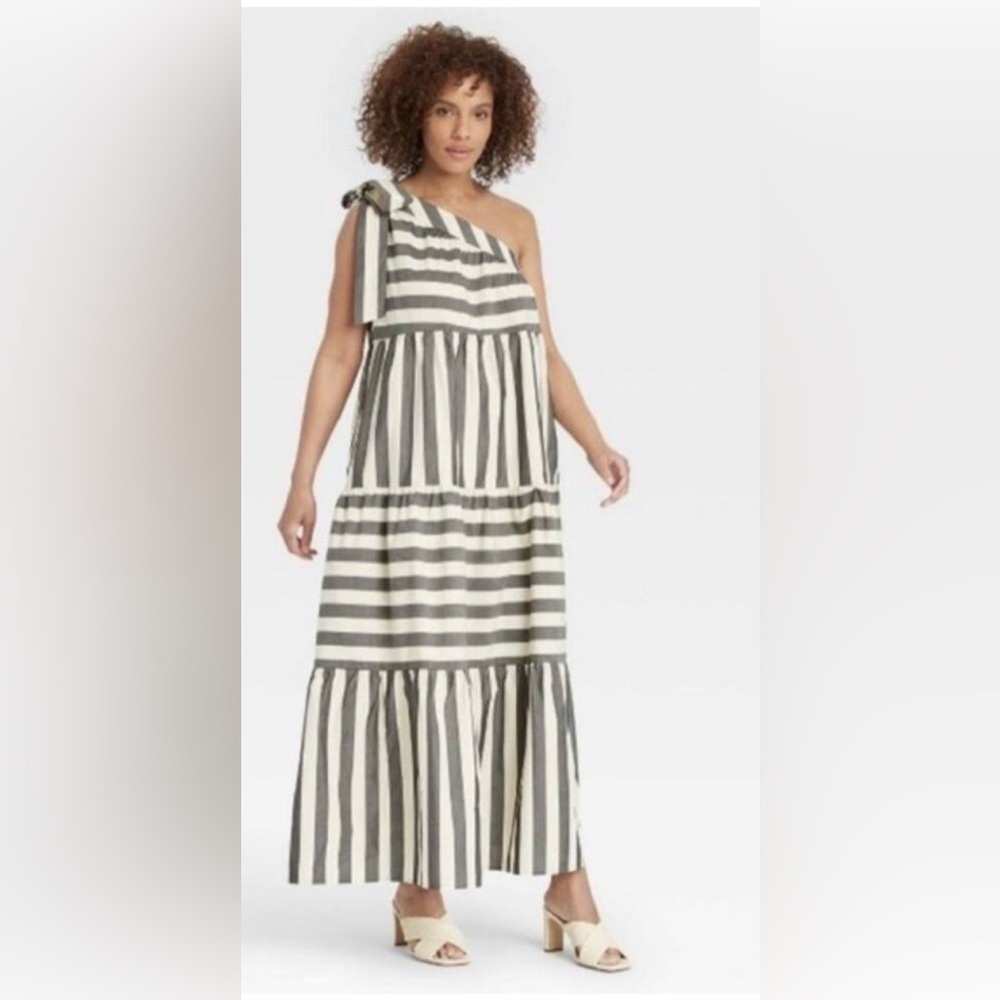 Who What Wear One Shoulder Black and White Dress